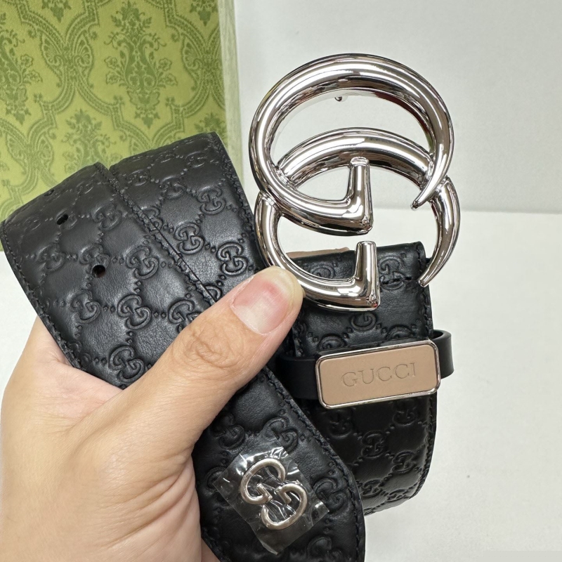 G*u*i belts